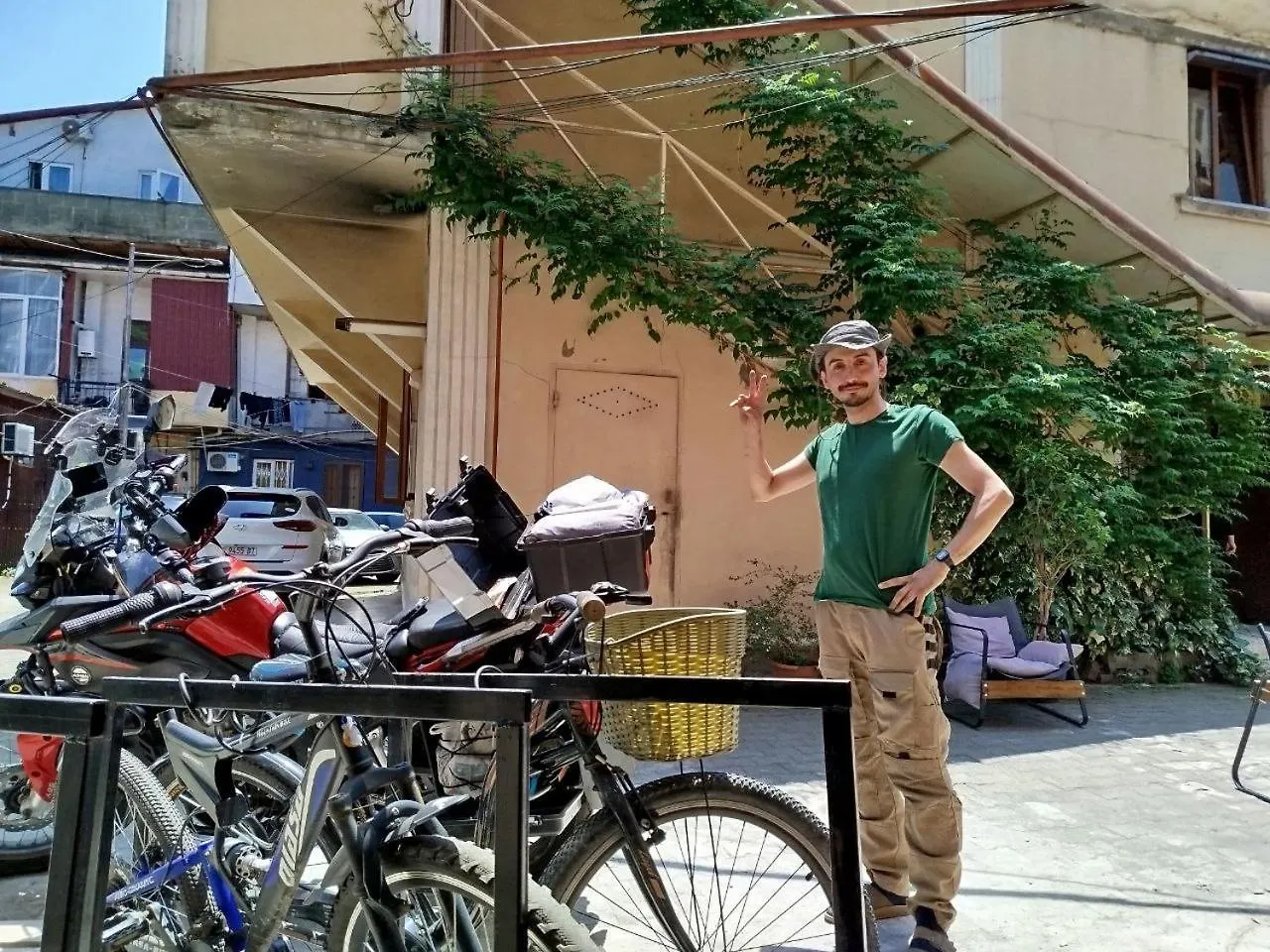Harmony Backpackers Hostel Batoumi