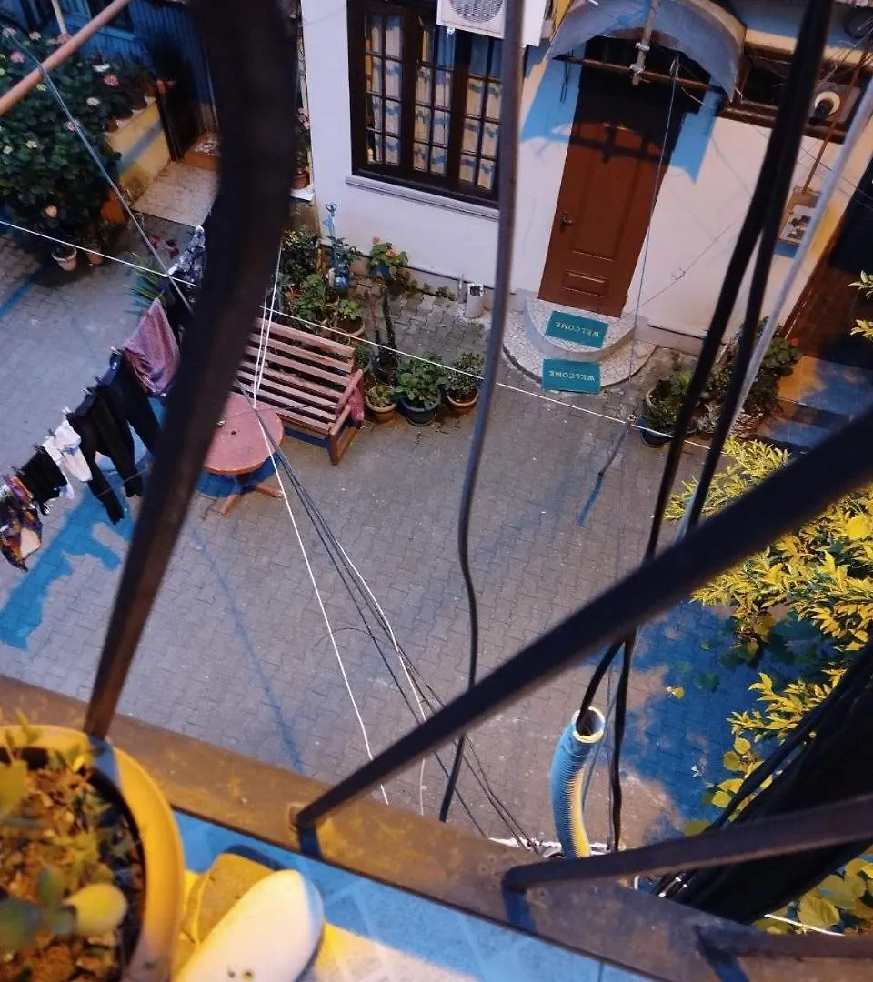 Harmony Backpackers Hostel Batoumi